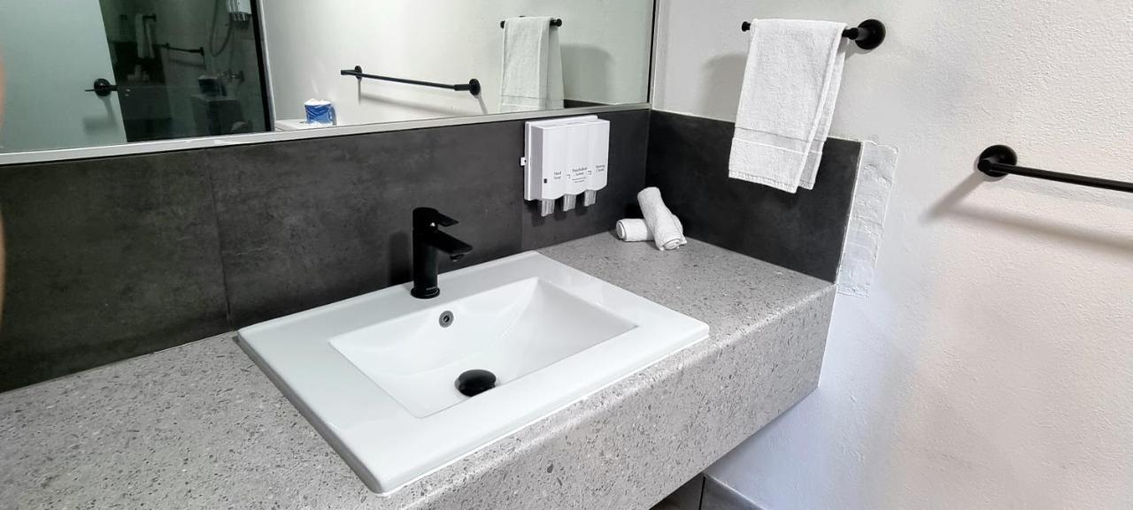 Y Motels Gympie Bagian luar foto