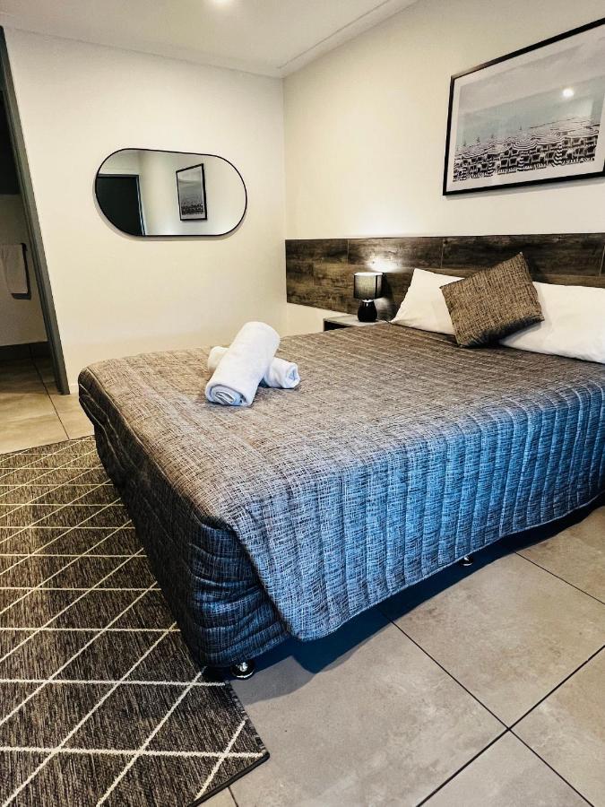 Y Motels Gympie Bagian luar foto