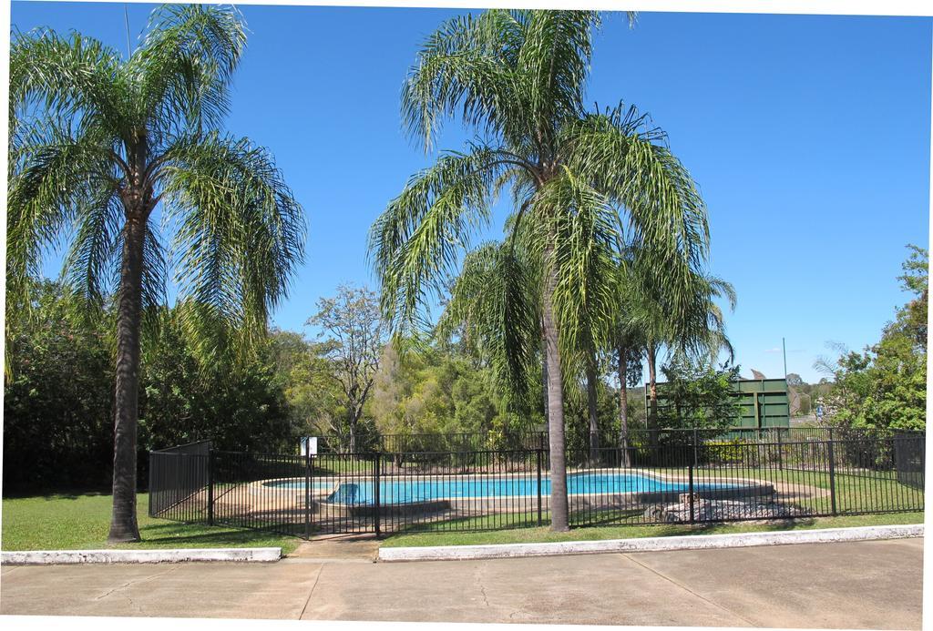 Y Motels Gympie Bagian luar foto